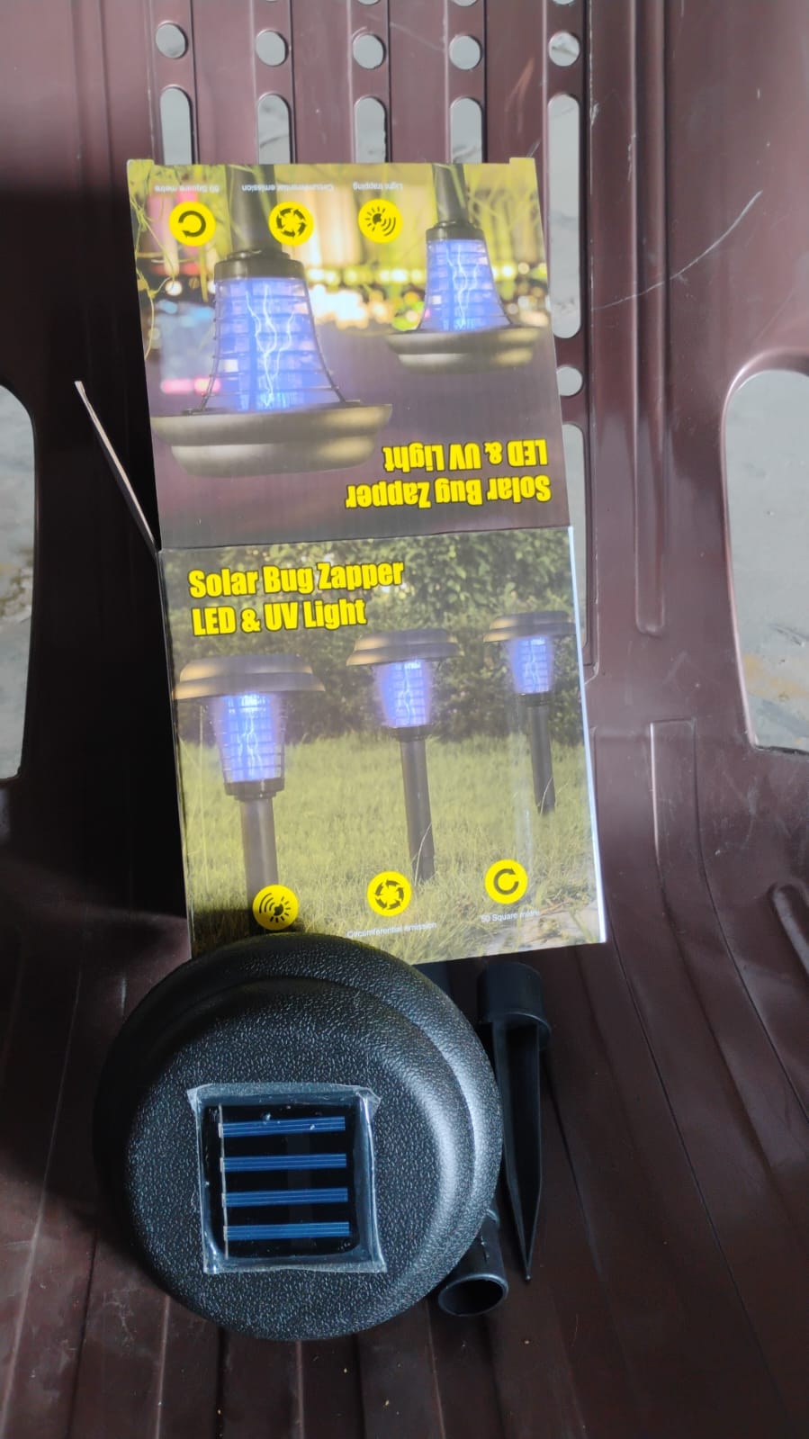 Medium Garden Solar Powered LED Mosquito Trap / Bug Zapper (1 Pc) Medium Garden Solar Powered LED Mosquito Trap / Bug Zapper (1 Pc)